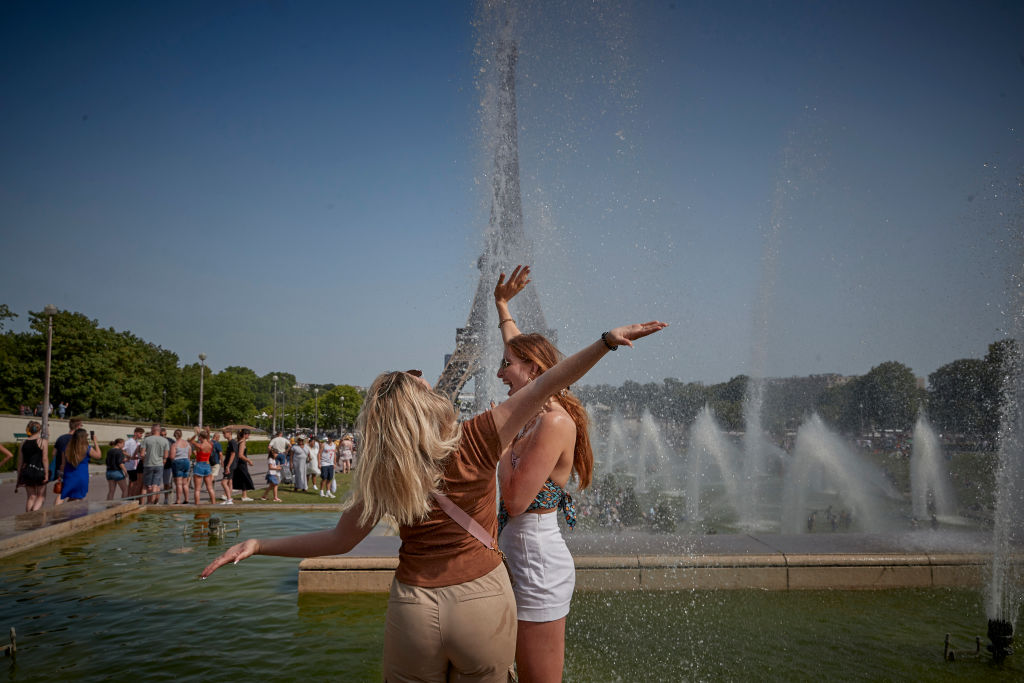 Eiffel Tower Closes Summit as Heat Wave Scorches Paris