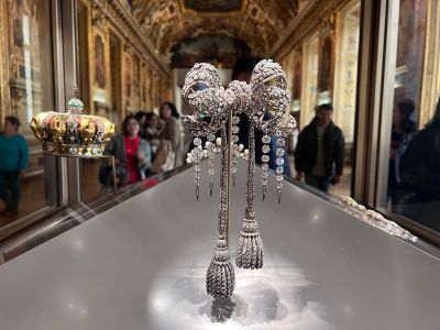 PARIS, FRANCE - OCTOBER 21: Sets of sumptuous jewelry, including crown, and large bodice bow of Empress Eugénie, are on display at the Louvre Museum on October 21, 2023 in Paris, France. The Louvre reopened its doors to visitors in Paris on October 22, 2025, the museum said on its website, three days after thieves stole jewels worth around €88 million ($102 million) in a daring daytime heist. (Photo by Zhang Mingming/VCG via Getty Images)