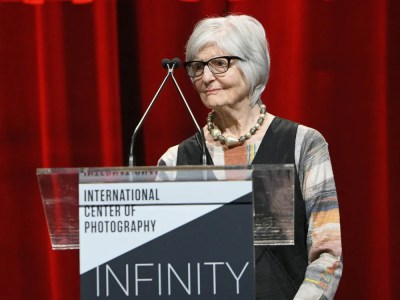 Rosalind Fox Solomon, 2019